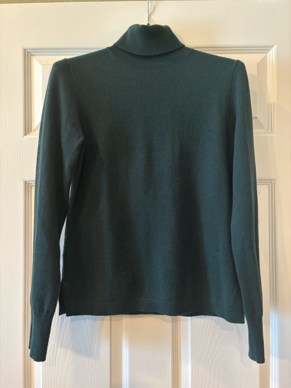 J Crew 100% Cashmere Classic Women's Green Turtleneck Sweater Size S